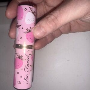 Too Faced Highlighter Stick Strawberry Sparkle